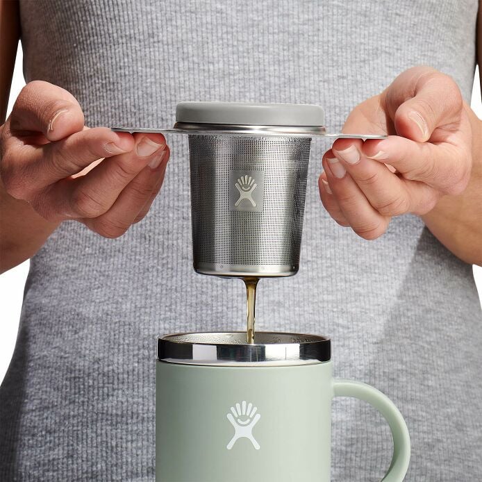 tea-infuser-y6 drif035-tea-infuser-birch-hb-pour_1.jpg