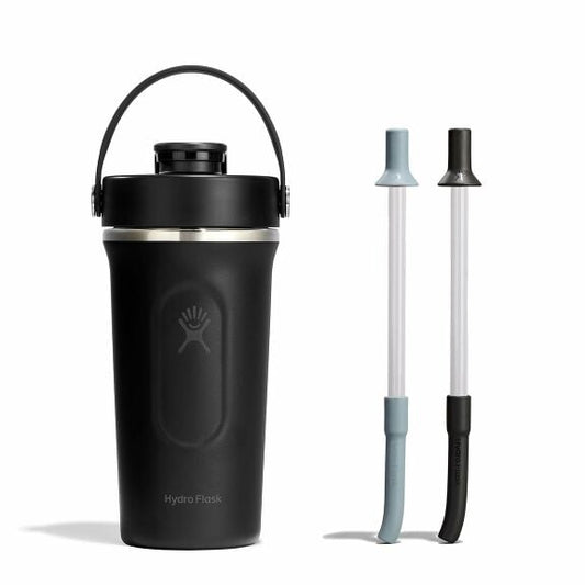 shaker-bottle-and-straw-bundle-r9 group_187_1__1.jpg