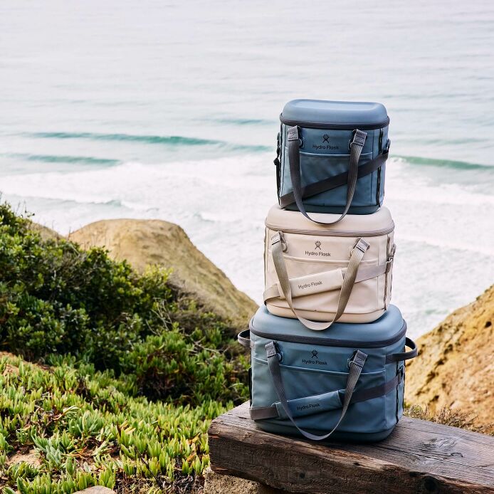 carryouttm-soft-cooler-30-l-n1 hf_carryout_bouwer_d1_l1_torrey_pines_still_life_0252_1_6.jpg