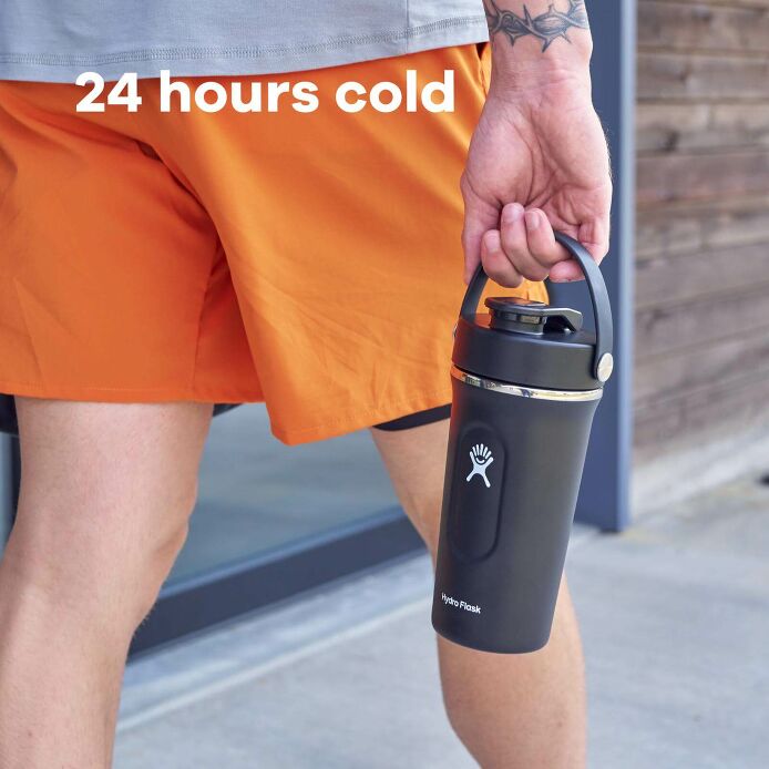 24-oz-insulated-shaker-bottle-a5 hydro_flask_ecomm_en_insulated_shaker_pt03_2000x2000px_4.jpg