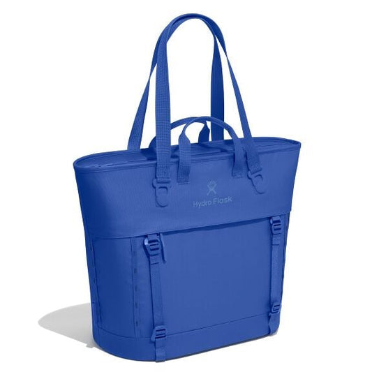 carryouttm-soft-cooler-tote-30-l-i3 maxiit382_carryout_tote_30l_capri_blue_angled_1.jpg