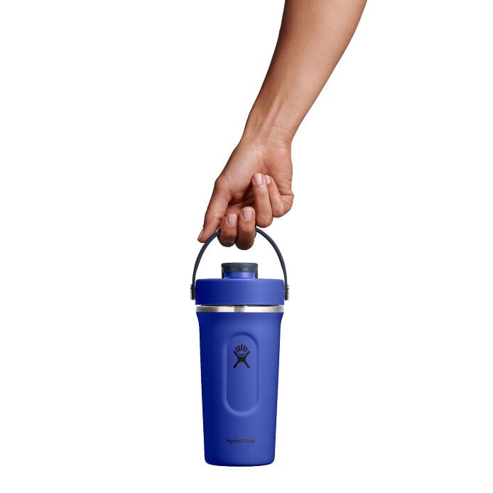 24-oz-insulated-shaker-bottle-a5 mxc24382_24_oz_insulated_shaker_bottle_capri_blue_hb.jpg