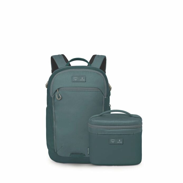 osprey-axis-x-hydro-flask-campus-essentials-bundle-q4 ospreyaxis_hydroflask5l_lunch_bag_f25_front_cascade_10007249.jpg