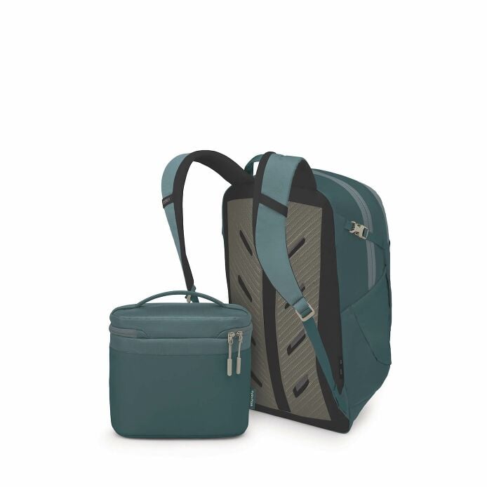 osprey-axis-x-hydro-flask-campus-essentials-bundle-q4 ospreyaxis_hydroflask5l_lunch_bag_f25_sideback_cascade_10007249.jpg